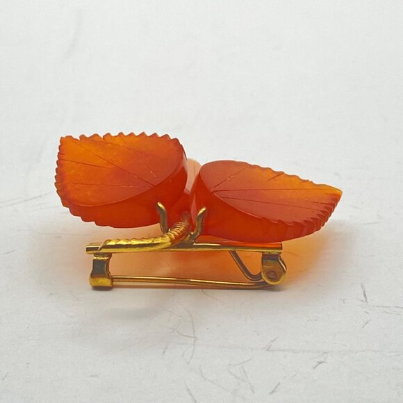 Baltic Amber Leaf Brooch Mid Century Gold Plate Vintage Hand Carved 4.68g 1.75" - Picture 4 of 13